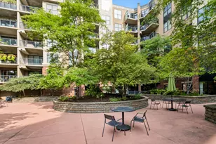317 Groveland Ave, Minneapolis, MN 55403 - Photo 34