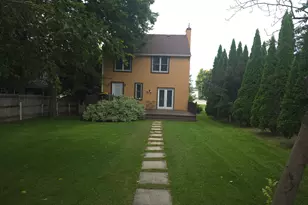 106 Webster St, Fairmont, MN 56031 - Photo 2