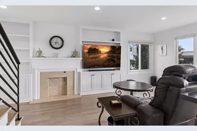 55 W Point Avenue, Tonka Bay, MN 55331 - Photo 10