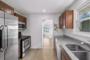55 W Point Ave, Tonka Bay, MN 55331 - Photo 16