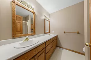1160 Greenleaf Rd, Owatonna, MN 55060 - Photo 32