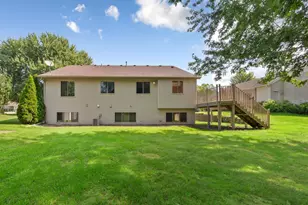 1160 Greenleaf Rd, Owatonna, MN 55060 - Photo 6