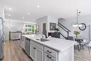 2864 Lexington Pl N, Roseville, MN 55113 - Photo 6