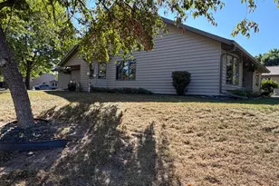 657 Hi Park Ave, Red Wing, MN 55066 - Photo 6