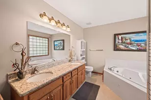 3569 Gershwin Ave N, Oakdale, MN 55128 - Photo 14