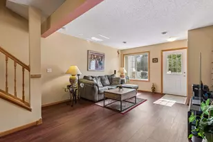 1685 Patriot Ln, Waconia, MN 55387 - Photo 4