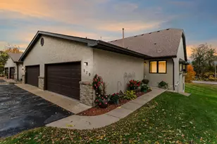 660 Riverview Dr, Monticello, MN 55362 - Photo 2