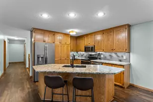 660 Riverview Dr, Monticello, MN 55362 - Photo 6