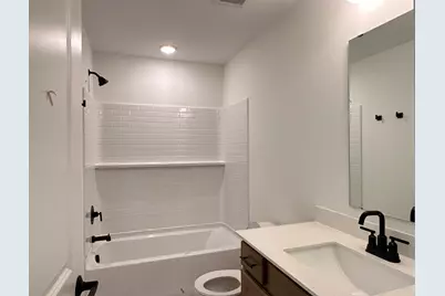 1652 Lund Way, Shakopee, MN 55379 - Photo 6