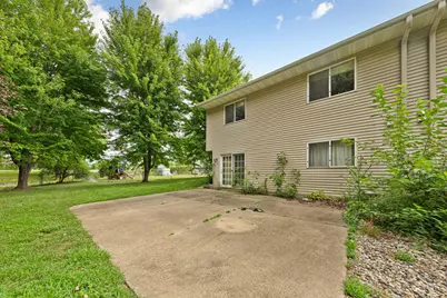 1437 McIntosh Circle, Shakopee, MN 55379 - Photo 6