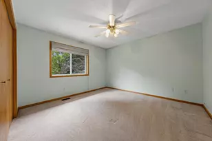 1437 McIntosh Cir, Shakopee, MN 55379 - Photo 20