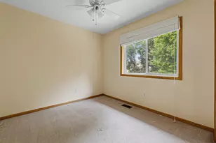 1437 McIntosh Cir, Shakopee, MN 55379 - Photo 18