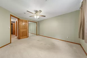 1437 McIntosh Cir, Shakopee, MN 55379 - Photo 24