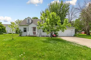 725 Mineral Sp Road NE, Owatonna, MN 55060 - Photo 4