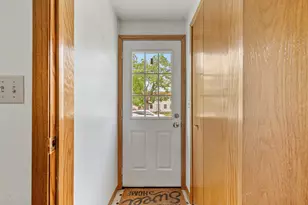 725 Mineral Sp Road NE, Owatonna, MN 55060 - Photo 6