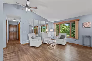 9220 Orchid Ln N, Maple Grove, MN 55369 - Photo 8