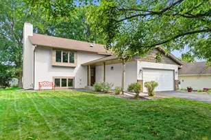 9220 Orchid Ln N, Maple Grove, MN 55369 - Photo 4