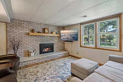 8918 Emerson Avenue S, Bloomington, MN 55420 - Photo 16