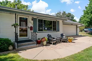 8918 Emerson Ave S, Bloomington, MN 55420 - Photo 2