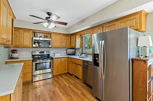 8918 Emerson Ave S, Bloomington, MN 55420 - Photo 6