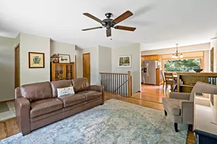 8918 Emerson Ave S, Bloomington, MN 55420 - Photo 4