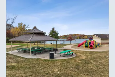 10499 McGregor Boulevard, Woodbury, MN 55129 - Photo 46