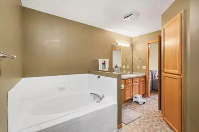 3901 124th Circle NW, Coon Rapids, MN 55433 - Photo 10
