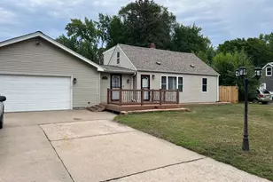 5366 Saint Stephens St, Mounds View, MN 55112 - Photo 2