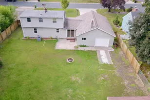 5366 Saint Stephens St, Mounds View, MN 55112 - Photo 6