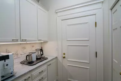 387 Portland Avenue #1B, Saint Paul, MN 55102 - Photo 14