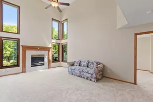 8079 Spruce Trail, Eden Prairie, MN 55347 - Photo 16