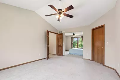 8079 Spruce Trail, Eden Prairie, MN 55347 - Photo 30