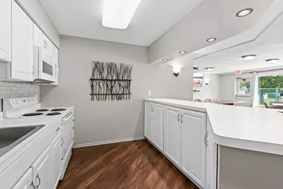 10411 Cedar Lake Road #213, Minnetonka, MN 55305 - Photo 64