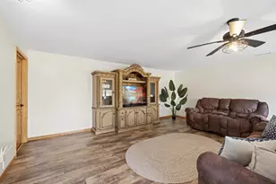120 Callaway Ct, Mankato, MN 56001 - Photo 32