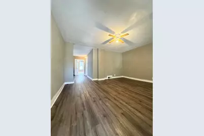486 Lawson Avenue W, Saint Paul, MN 55117 - Photo 8