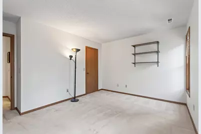 7246 Allen Court, Eden Prairie, MN 55346 - Photo 20