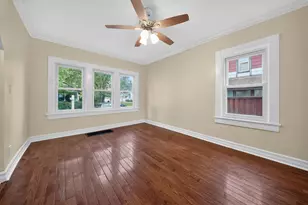 3947 Dupont Ave N, Minneapolis, MN 55412 - Photo 16