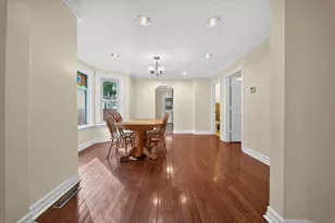 3947 Dupont Ave N, Minneapolis, MN 55412 - Photo 8