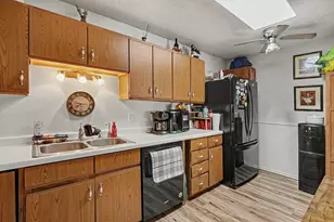 404 Cari Park Ln, Hastings, MN 55033 - Photo 6