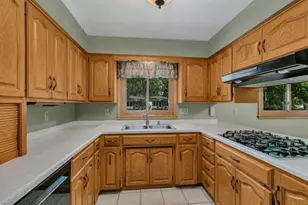 1051 37th Ave N, Saint Cloud, MN 56303 - Photo 8