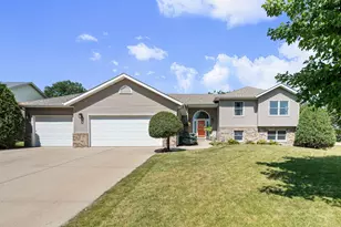 2180 Sunflower Ln, Owatonna, MN 55060 - Photo 1