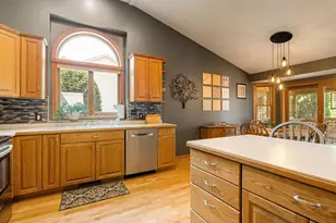 2180 Sunflower Ln, Owatonna, MN 55060 - Photo 16