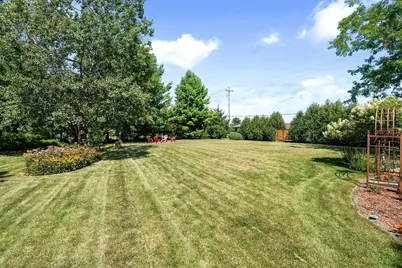 2180 Sunflower Lane, Owatonna, MN 55060 - Photo 2