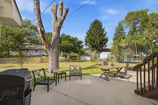 1600 Amy Ln, Brooklyn Center, MN 55430 - Photo 40