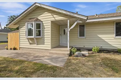 1600 Amy Lane, Brooklyn Center, MN 55430 - Photo 4