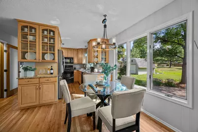 9609 Utica Road, Bloomington, MN 55437 - Photo 8