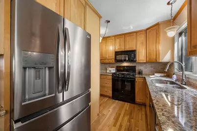 9609 Utica Road, Bloomington, MN 55437 - Photo 6