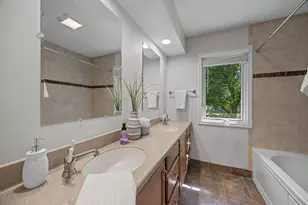 9609 Utica Rd, Bloomington, MN 55437 - Photo 26
