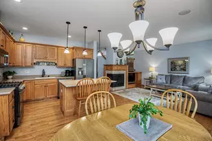812 Ramsey St, Hastings, MN 55033 - Photo 6