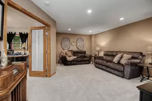 812 Ramsey St, Hastings, MN 55033 - Photo 30